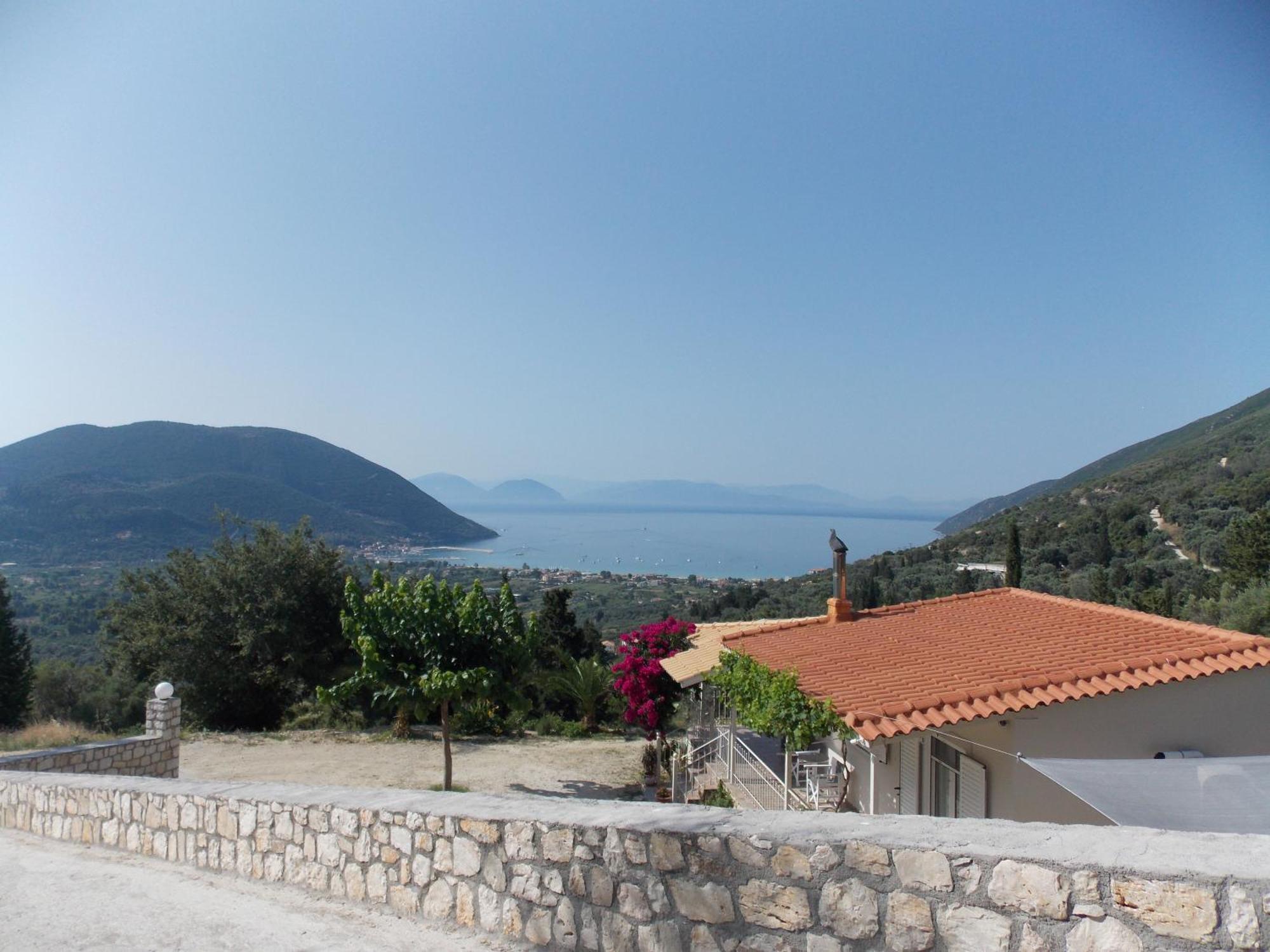 Вилла Vasiliki View Agios Petros  Экстерьер фото